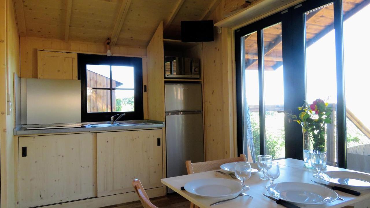 Lodges Du Camping Les 4 Saisons Grane Exterior photo